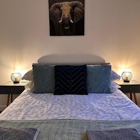 Brightcentral Apartment With Parking Glasgow Ngoại thất bức ảnh